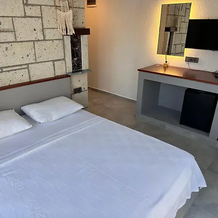 Blanco Hotel *